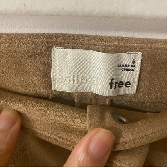 Aritzia Wilfred Free Faux Suede Skirt - Picture 2 of 3